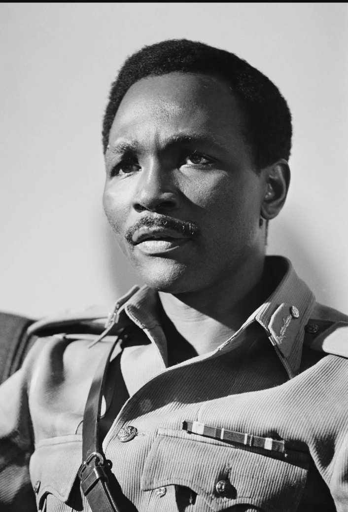 Gowon is the oldest of all the Generals, he outlived all your heros

Hail and hearty
He will live to the fullest and will one day join gallant Middle Belt ancestors who are immortalised 

The South South and Middle Belt will always love him for state creation