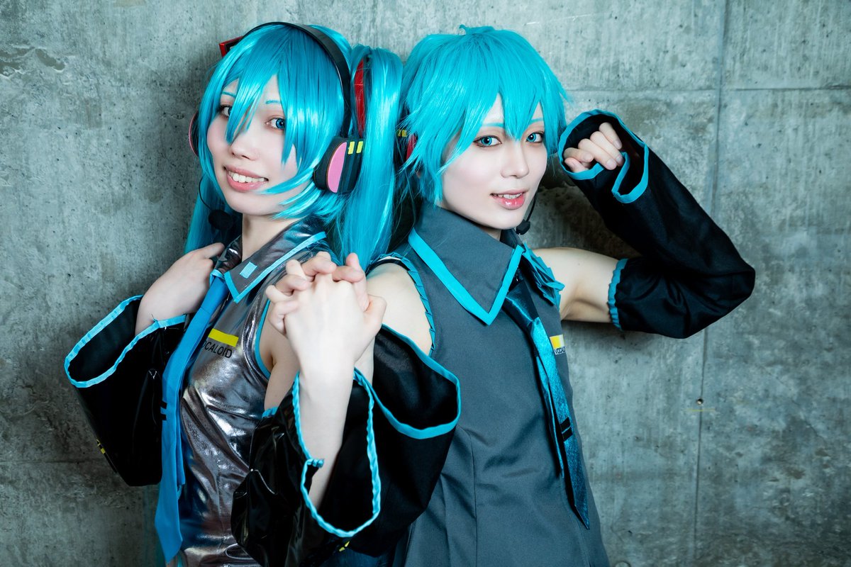 こまめ
⚠ｺｽﾌﾟﾚ⚠️

ミク(<a href="/kanichaofan/">ｶﾆ</a>)＆ミクオ💕

photo📸:<a href="/iwapic/">ちみ</a> 
#G019サミット 
 #G019サミットコスプレブース

2人はプリキュアみたいになっててお気に入り💕
カニちゃんはやはりかわえぇのですわ！！
またやりたいなぁ🥺🥺🥺