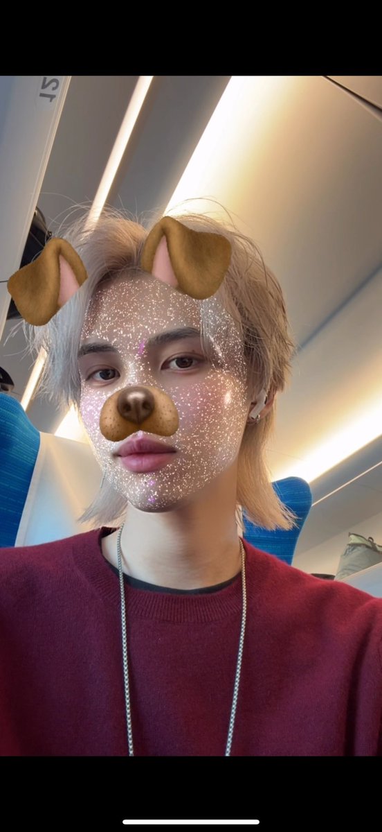 でびるーく tweet media