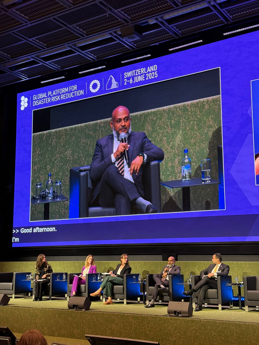 Chief Executive Hisan Hassan joined the panel on “From Paris to Sendai: The Fundamental Connection of Climate and DRR” at #GP2025. He highlighted the Maldives’ efforts to align DRR and climate adaptation, the need for integrated policy, and the role of local actors in resilience.