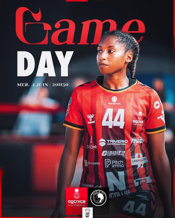 Ce soir c'est la Der' à domicile pour l'#OGCNice handball.
L'occasion de venir encourager une dernière fois les Aiglonnes et de voir un speaker bien connu par les fans du foot nissart également.
Coup d'envoi à 20h30 à la Halle Charles Ehrmann.
ISSA NISSA 🔴⚫️
#NissaNacioun