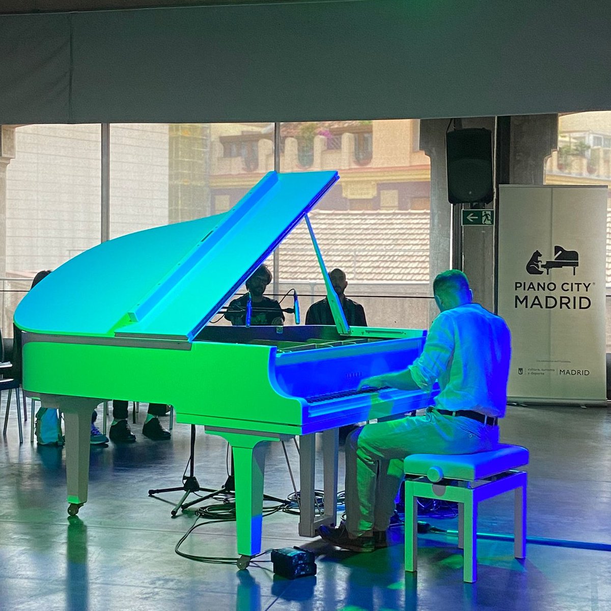 🎹#PianoCityMadrid regresa en esta edición a #SerreríaBelga con ocho conciertos gratuitos de estilos muy diversos.
🗓️14 y 15 de junio
👉Toda la información: serreria-belga.es/programacion/p…