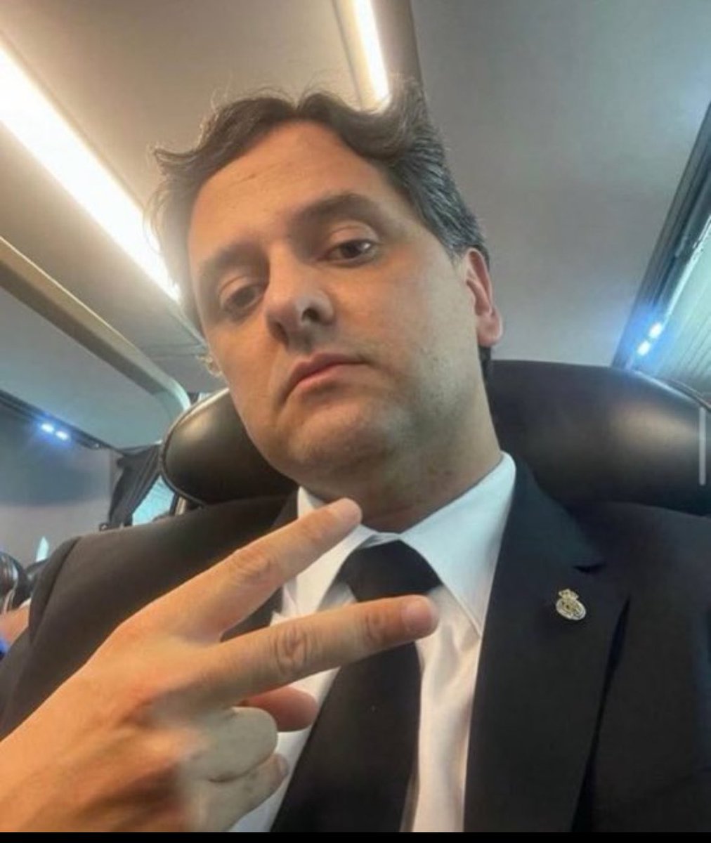 Das ist der Mf der alle Transfers bei Real Madrid klärt