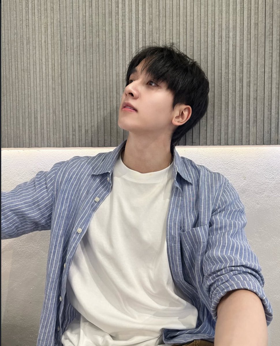 maprao22's tweet photo. พีคกับยูนิโคล่คือภาพที่ลงตัวที่สุดเลยค่ะ ขอบคุณ UniqloThailand ที่พาเรามีโมเมนต์หลงเขาซ้ำ ๆ แบบนี้นะคะ

UNIQLO WITH PEAK
#KTPxUniqloLooks
#KONGTHAPPEAK
#กองทัพพีค
#UNIQLOLifewear https://t.co/PQRcLU0yMh
