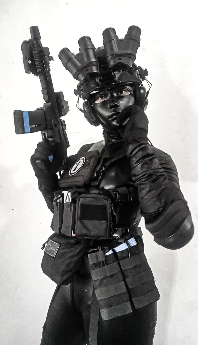 Project cosplay: ROZE
From Call of duty modern warfare II
#TacticalGear #cosplay #CallofDuty