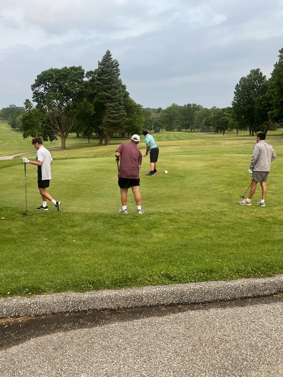 Four guys, 1 spot today determines who plays in the sectional. Play well boys.