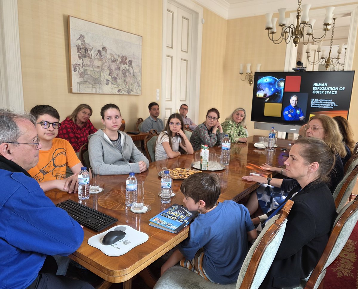 Daniela Gîtman (@danielagitman) on Twitter photo Honored&happy to host @EmbassyofRomania in 🇵🇹 esteemed colleague and good friend astronaut Dumitru Prunariu <a href="/space103/">Dumitru-Dorin Prunariu</a>, the first&only 🇷🇴in space up to now.
Thank you for a lovely and insightful exchange with Embassy staff about the beauties and challenges of astronautics! Honored&happy to host @EmbassyofRomania in 🇵🇹 esteemed colleague and good friend astronaut Dumitru Prunariu <a href="/space103/">Dumitru-Dorin Prunariu</a>, the first&only 🇷🇴in space up to now.
Thank you for a lovely and insightful exchange with Embassy staff about the beauties and challenges of astronautics!