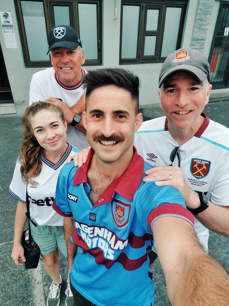 capetownhammers's tweet image. Rockin' our away kits ๐ฟ๐ฆโ๏ธ #CapeTownHammers #WestHam #COYI