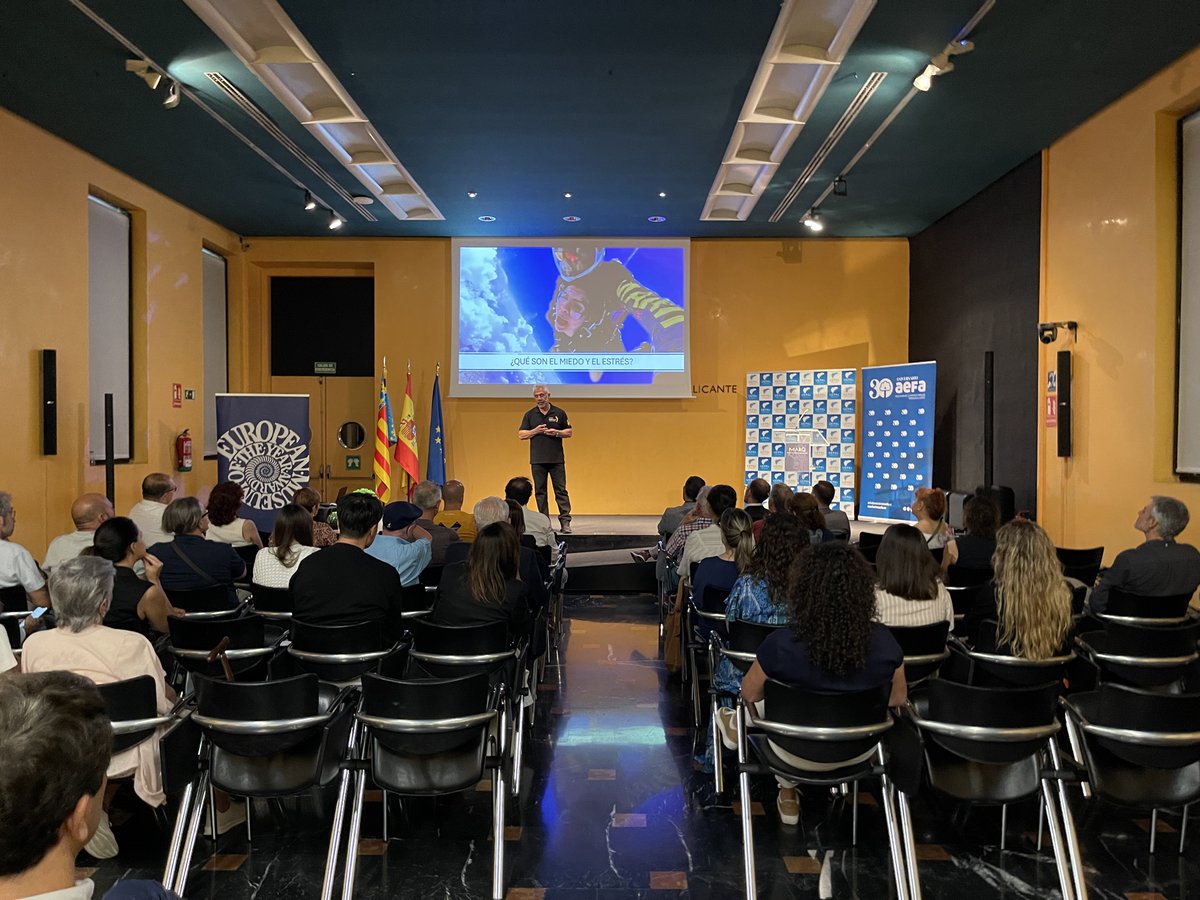 UEPAL ALICANTE (@uepal_alc) on Twitter photo 🔷 La gestión del miedo como herramienta de éxito centra la ponencia de Pancho Campo que organizamos ayer en el <a href="/marqalicante/">MARQ Alicante</a> con la colaboración de <a href="/AEFALICANTE/">AEFALICANTE</a>.
#miedo #Alicante 🔷 La gestión del miedo como herramienta de éxito centra la ponencia de Pancho Campo que organizamos ayer en el <a href="/marqalicante/">MARQ Alicante</a> con la colaboración de <a href="/AEFALICANTE/">AEFALICANTE</a>.
#miedo #Alicante