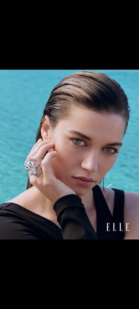 @AfraSaraçoğlu 🤍