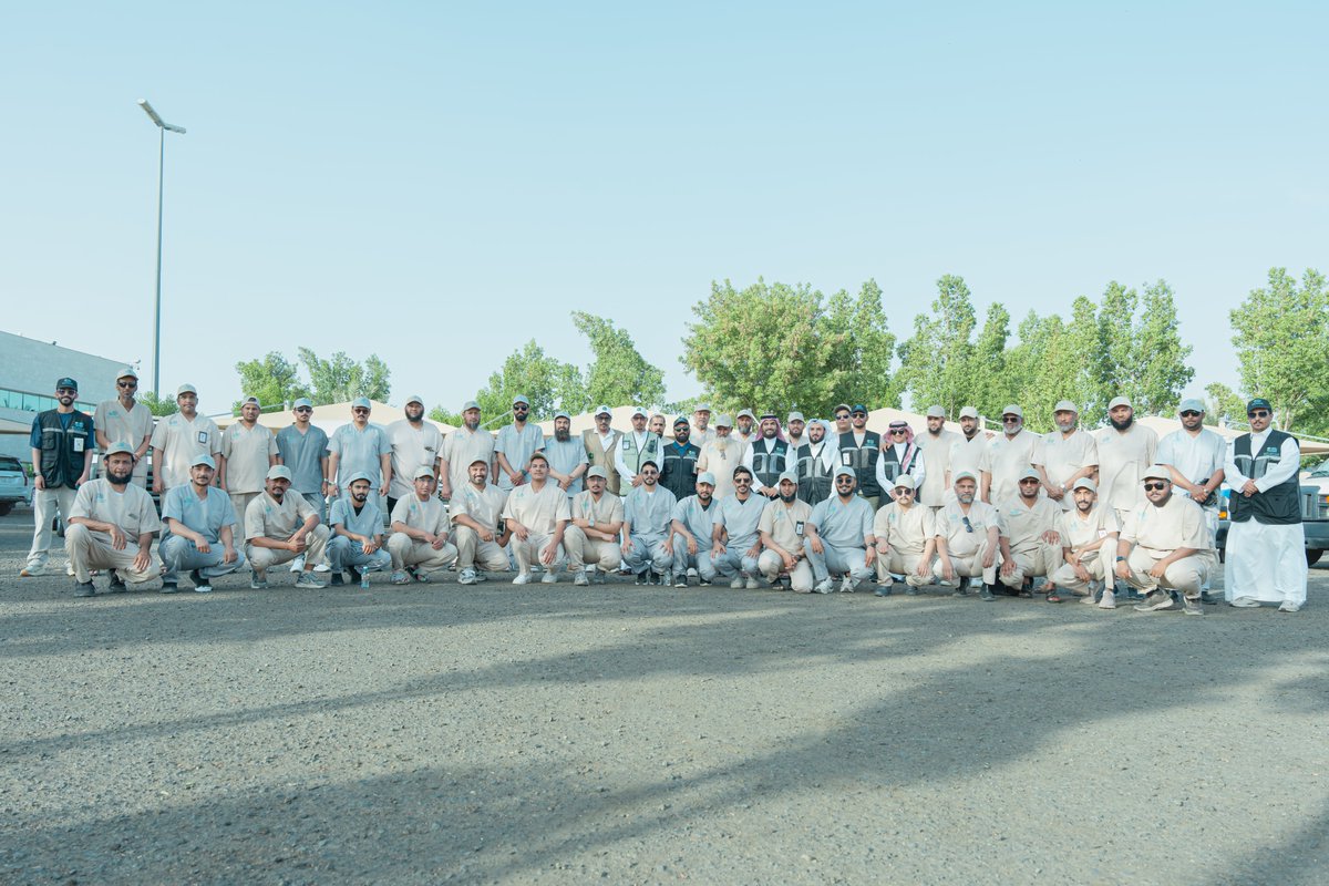 بالتعاون مع مؤسسة إكرام الموتى الأهلية  <a href="/FHTD_SA/">إكرام</a> تشارك #جمعية_الصديق_لإكرام_الموتى بجازان في مبادرة إكرام ضيوف الرحمن بالشراكة مع 18 جمعية متخصصة من مختلف #مناطق_المملكة لتعزيز خدمات #إكرام الراحلين خلال موسم #حج_1446هـ .