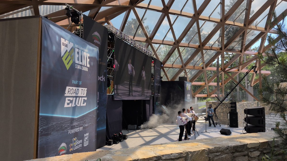 Philip 'BeoMulf' Mulford (@beomulf_sc2) on Twitter photo Day 1 of <a href="/BGEStaraZagora/">BellumGensElite-StaraZagora</a>! First of four days of SC2 action gogogogogo
Twitch.tv/bge_starazagora Day 1 of <a href="/BGEStaraZagora/">BellumGensElite-StaraZagora</a>! First of four days of SC2 action gogogogogo
Twitch.tv/bge_starazagora