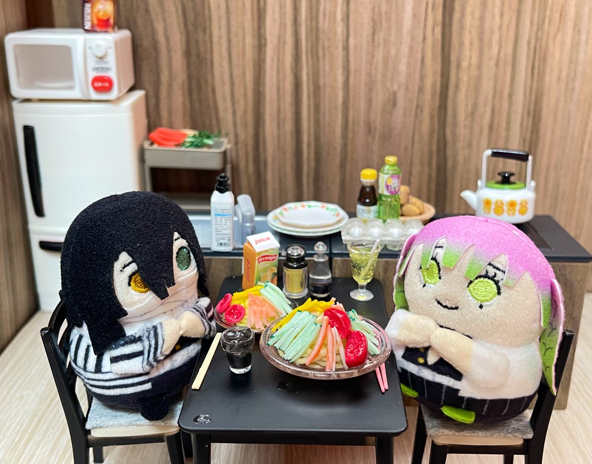 今年も粘土コネコネして、
「冷やしi中華はじめました✨」