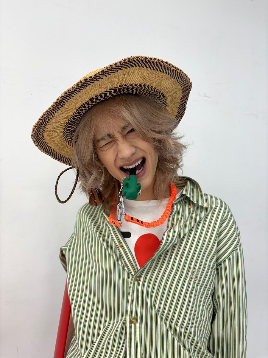 dora28762861's tweet photo. 毎日何回も何回も開いてた🌳✨
休んで欲しいって思ってるくせに開く度に変わらない文字を見て寂しさが大きくなって😭
たまら���く心配で、でも何も���来なくて…

明日の寂しさより更新された嬉しさで涙ポロポロ😢
言葉を届けてくれてありがとう。
自分を大切にしてくれてありがとう。
大好きだよ🫶 https://t.co/fsky7YUUzx