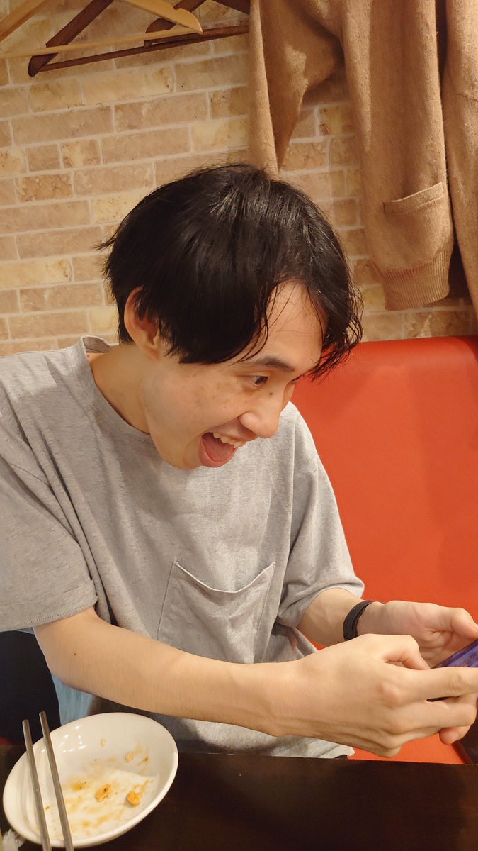 6月になったので今月も山下マナトさんに奢ってもらいます！
僕の名誉のために言っておきますが、僕が乞食をしているわけではなく、山下マナトさんから奢ってあげるよと言ってきてくれてる状態です。なので数年後に「お金化してくれないか？何回も奢ってあげたよね？」と連絡が来る覚悟はできています。