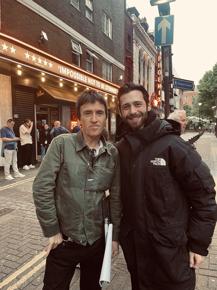 Laurence Jones tweet media