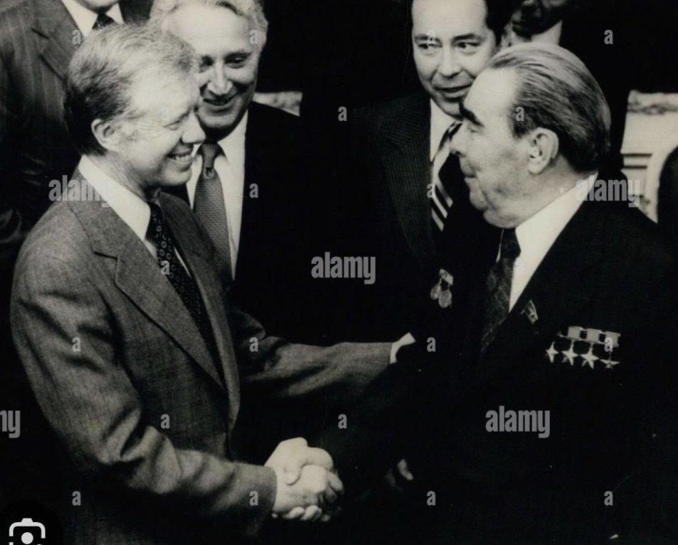 You never hear Starmer talking about peace.

Even at the height of the Cold War, leaders of the opposing camps (including Thatcher) met to try to reduce tensions and avoid war.

Starmer revels in talking about war, while never doing anything to resolve conflicts.

War is failure!