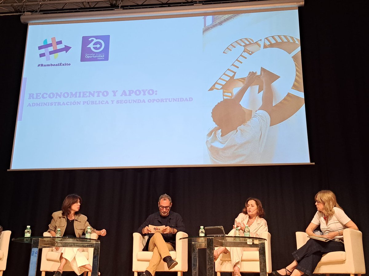 Ministerio de Educación, FP y Deportes (@educaciongob) on Twitter photo "No ha de ser la persona la que se adapte al sistema, sino el sistema a las personas".
La secretaria general de FP, <a href="/EstherMontAriz/">Esther Monterrubio</a>, ha intervenido este miércoles en el Encuentro Nacional de Escuelas de Segunda Oportunidad, organizado por <a href="/e2o_espana/">e2oespaña</a>.
educacionfpydeportes.gob.es/prensa/fotonot… "No ha de ser la persona la que se adapte al sistema, sino el sistema a las personas".
La secretaria general de FP, <a href="/EstherMontAriz/">Esther Monterrubio</a>, ha intervenido este miércoles en el Encuentro Nacional de Escuelas de Segunda Oportunidad, organizado por <a href="/e2o_espana/">e2oespaña</a>.
educacionfpydeportes.gob.es/prensa/fotonot…