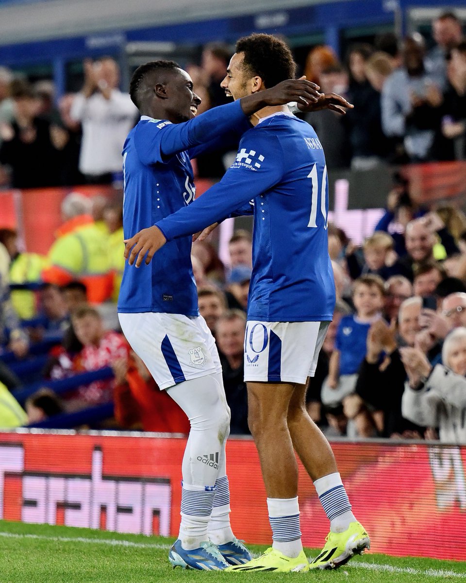 Hoy a las 19:45, la República de Irlanda recibe a Senegal. ¡Jake O'Brien podría enfrentarse a Idrissa Gana Gueye e Iliman Ndiaye! 🇮🇪🆚🇸🇳