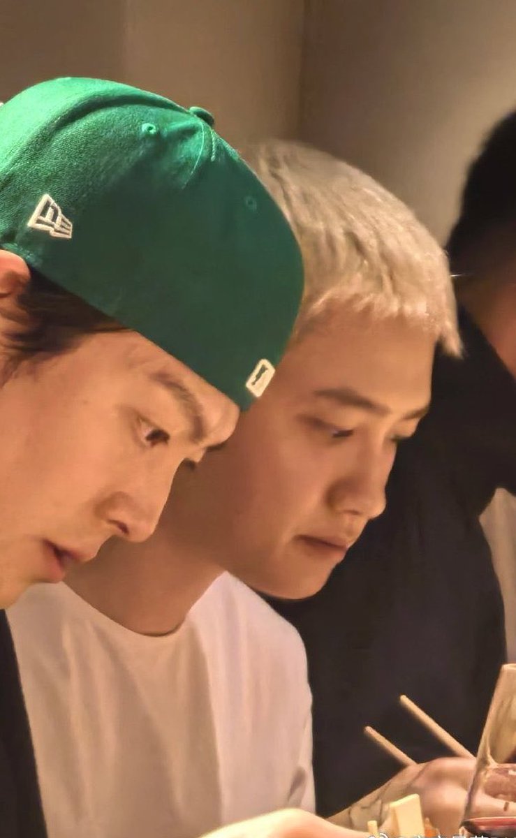 변백현 도경수 둘다 금발이라고 니네 뭐 해¿
ㄴ뭐든 좀 해주세요