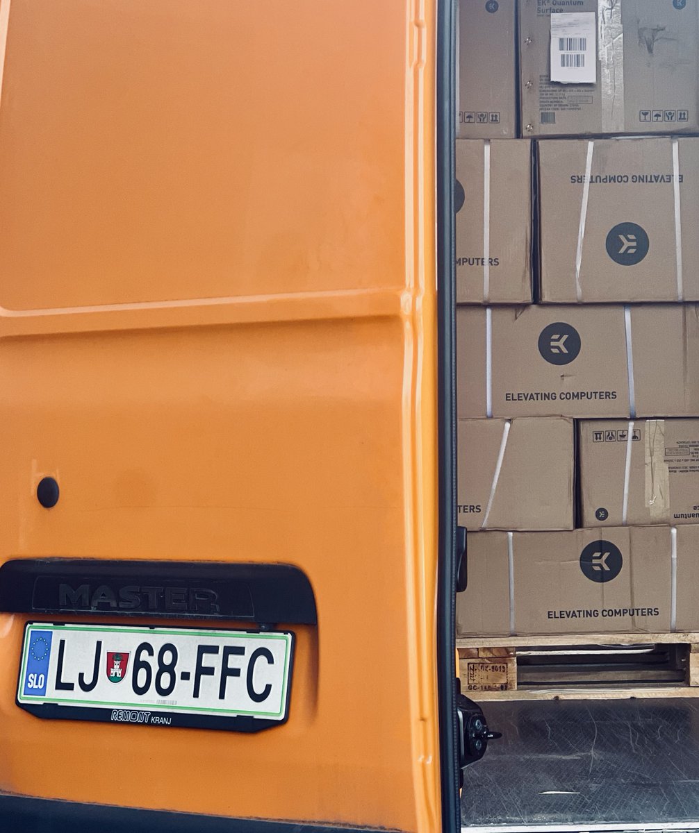 Customer Shipping Update📦

Great news! With a fresh delivery of water-blocks and fittings, LM TEK is on track to ship over 300 backorders this week! 📦 The team are working round the clock to get orders out as soon as possible and we're excited to see your new builds. 🛠