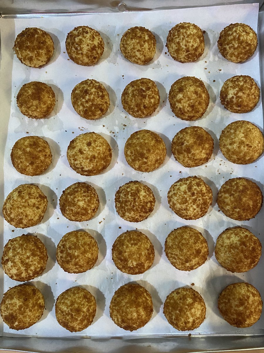 TaleofPoet's tweet image. Baked some cookies to celebrate Eid.