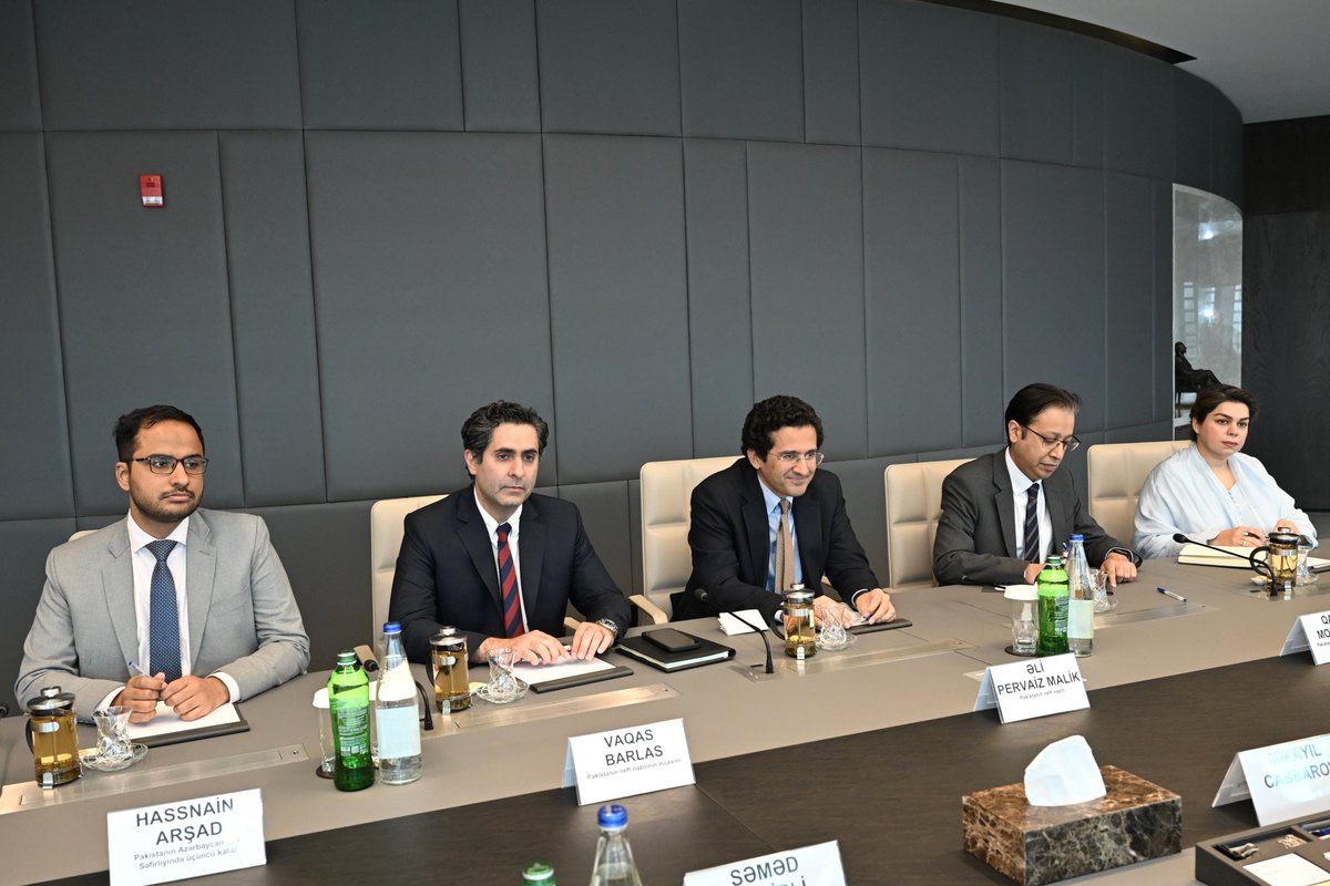 Mikayil Jabbarov (@mikayiljabbarov) on Twitter photo 30-cu Bakı Enerji Həftəsi (<a href="/BakuEnergyWeek/">Baku Energy Week</a>) çərçivəsində Pakistan İslam Respublikasının neft naziri Əli Pervaiz Malik (<a href="/AliPervaiz450/">Ali Pervaiz Malik</a>) ilə görüşməkdən məmnun olduq. Ölkələrimizin #iqtisadi əməkdaşlığının şaxələndirilməsi, #enerji sektorunda həyata keçirilən qlobal layihələr və 30-cu Bakı Enerji Həftəsi (<a href="/BakuEnergyWeek/">Baku Energy Week</a>) çərçivəsində Pakistan İslam Respublikasının neft naziri Əli Pervaiz Malik (<a href="/AliPervaiz450/">Ali Pervaiz Malik</a>) ilə görüşməkdən məmnun olduq. Ölkələrimizin #iqtisadi əməkdaşlığının şaxələndirilməsi, #enerji sektorunda həyata keçirilən qlobal layihələr və