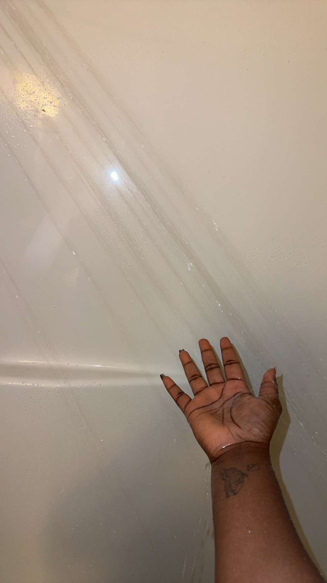 kenryan484's tweet photo. @EatwithNomu said touch water
#TouchWater #NOMU https://t.co/cPRemhf6NS