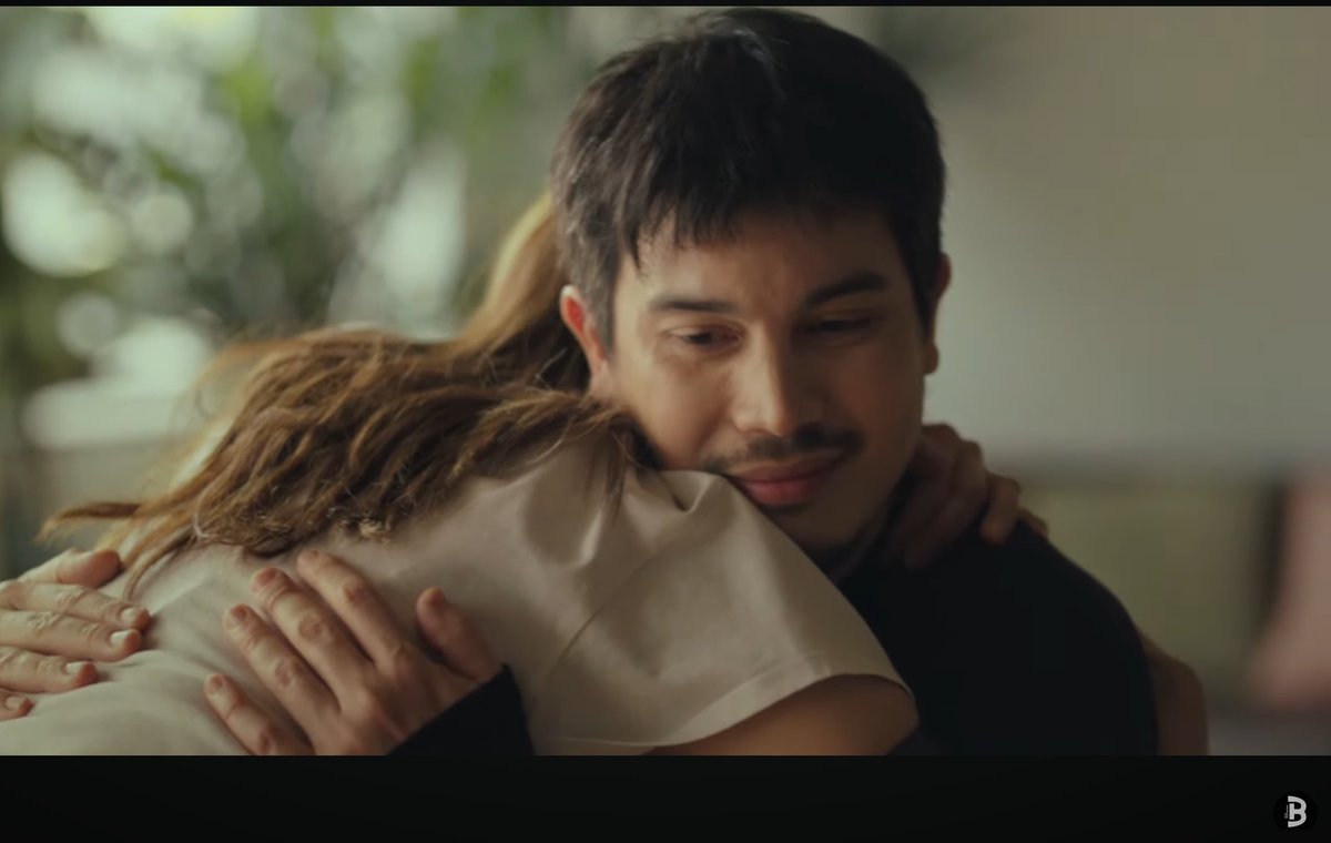 p_akaya's tweet photo. จังหวะแรกพบ คือ ที่สุดดดดดดดด พี่นุ่น พี่ซันนี่ คือ ดากานดา และไข่ย้อย ที่เหมือนเดิมมมที่สุด คิดถึงมากๆๆๆๆ 

//เอ็มวีสวยมากจริงๆ เพลงเพราะอยู่แล้วแบบไม่ต้องอวย 😁👍

#ImOk_NotOk 
#BOYdPODxBillkin https://t.co/Wu0mzaFjHi