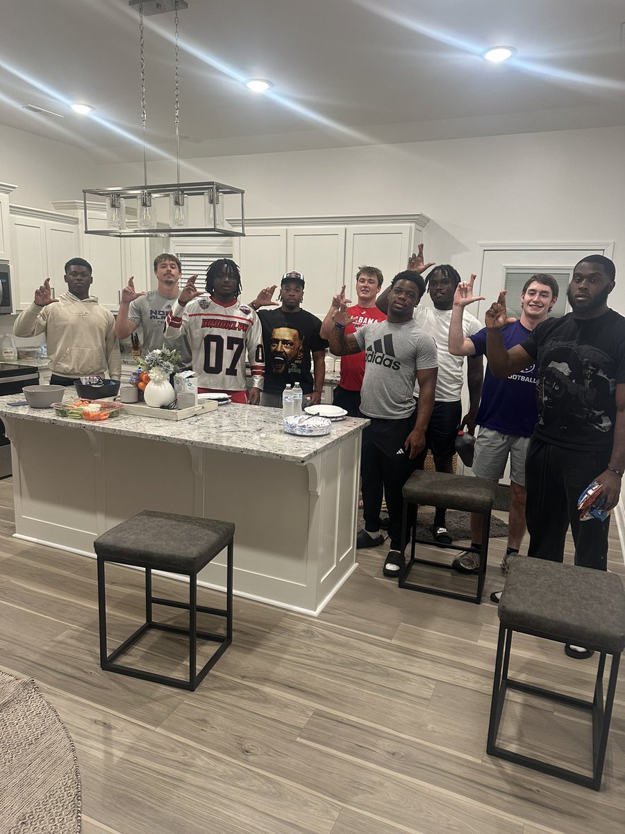 Brock Caraboa tweet media