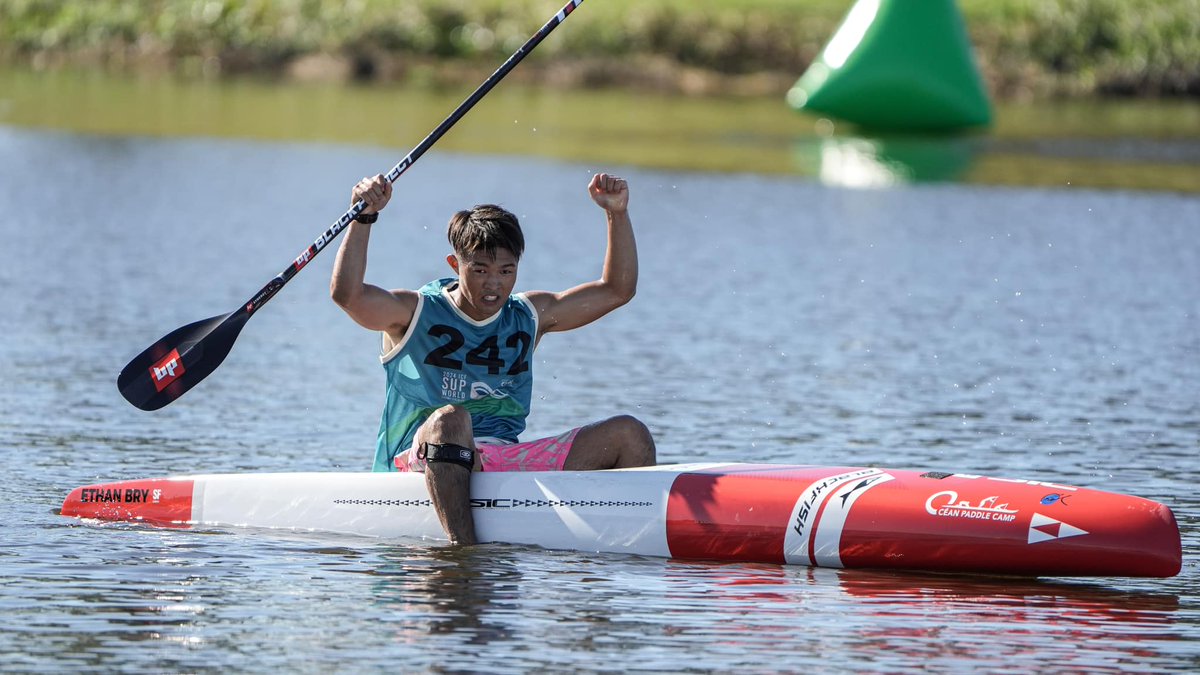 XRS V2 PROVEN RACE RESULTS: 2024 ICF WORLD CHAMPIONSHIP – GOLD MEDAL 

“At the 2024 ICF World Series, the NEW XRS V2 helped me maintain top speed throughout the distance race.”

- Junior Boys Distance– Global athlete Kotaro Miyahira, Japan