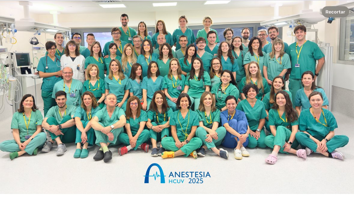 ANESTESIA HCUV (@anestesiahcuv) on Twitter photo Un año mas <a href="/AnestesiaHCUV/">ANESTESIA HCUV</a> se reúne para su tradicional foto de grupo📸¡Orgullosos de este gran equipo!y a quienes no han podido estar hoy, os esperamos el próximo año. Lo mejor siempre está por venir #anestesiaclinico Un año mas <a href="/AnestesiaHCUV/">ANESTESIA HCUV</a> se reúne para su tradicional foto de grupo📸¡Orgullosos de este gran equipo!y a quienes no han podido estar hoy, os esperamos el próximo año. Lo mejor siempre está por venir #anestesiaclinico