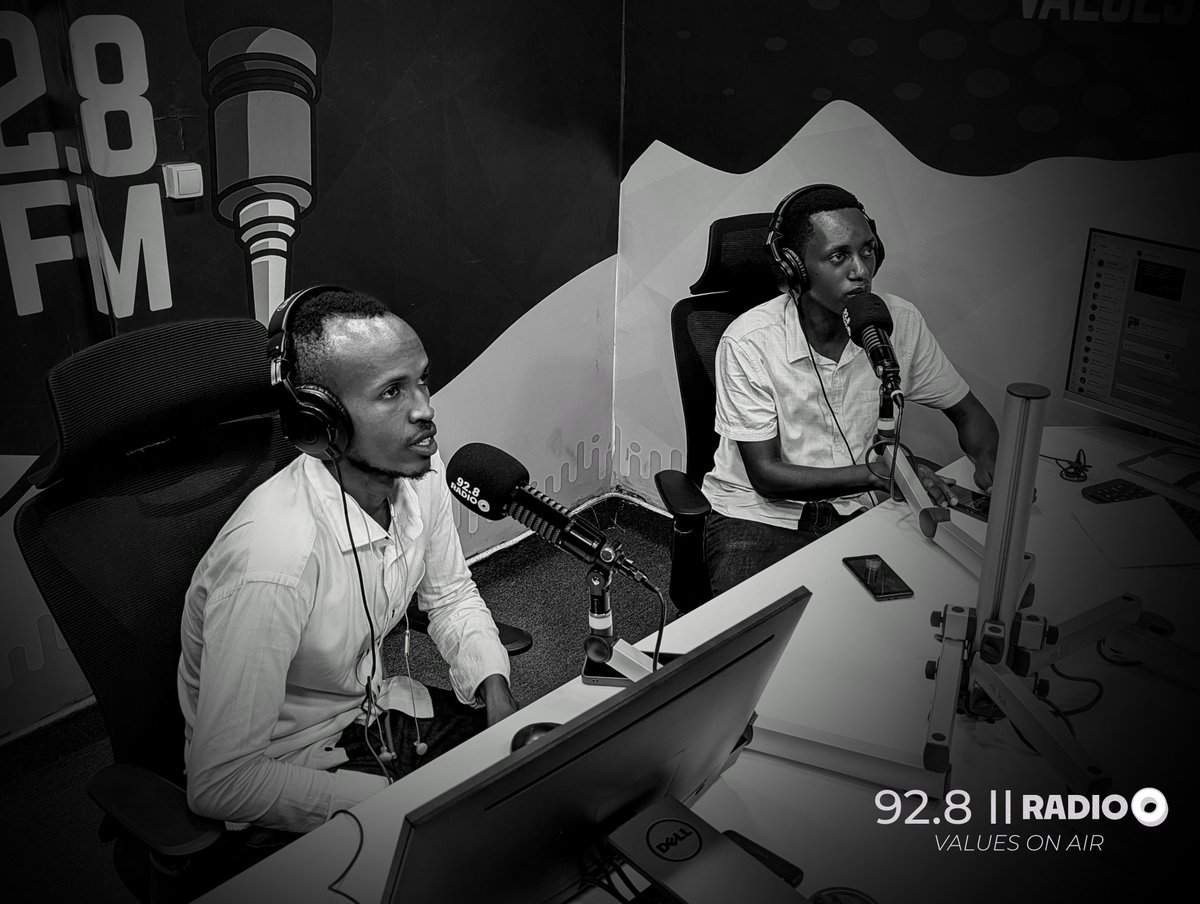 🎙️ Wednesday Sports Show is LIVE!
Catch #TheoSports w/ AKILLA-RICHARD 🔥
Hot takes, big plays &amp; real talk 🏆⚽🏀
Don’t miss it! 💥 #SportsTalk #LiveShow