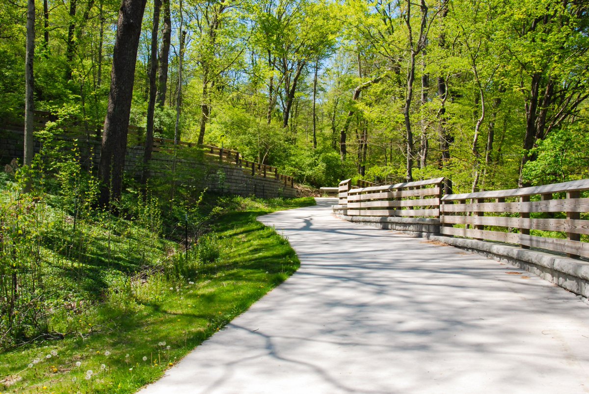 Happy #WorldBicycleDay! We’re proud to help build bike-friendly spaces like Cincinnati’s Wasson Way. Shoutout to the cyclists on our crew—your passion helps shape our city 🚲
#WassonWay #BikeCincinnati #TrailBuilding #PrusConstruction