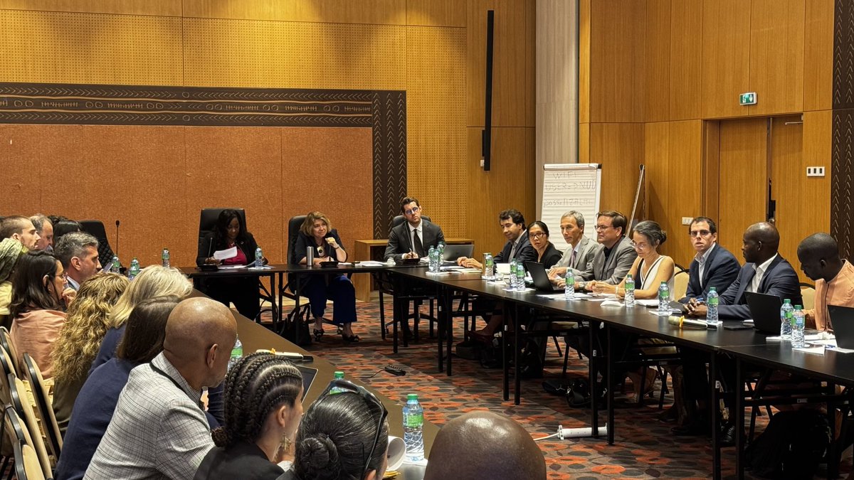 Pierre Lucas (@pierrejlucas) on Twitter photo Adoption ce jour à Dakar du projet de réforme du groupe de coordination des Partenaires Techniques & Financiers sous le leadership de <a href="/AminataMaiga20/">Aminata Maiga</a> <a href="/chfages/">Christine Fages</a>. <a href="/WFP/">World Food Programme</a> passe la main à l’Italie 🇮🇹 pour la Présidence du secrétariat technique (G15). 🇸🇳🫱🏼🫲🏽🇺🇳. Adoption ce jour à Dakar du projet de réforme du groupe de coordination des Partenaires Techniques & Financiers sous le leadership de <a href="/AminataMaiga20/">Aminata Maiga</a> <a href="/chfages/">Christine Fages</a>. <a href="/WFP/">World Food Programme</a> passe la main à l’Italie 🇮🇹 pour la Présidence du secrétariat technique (G15). 🇸🇳🫱🏼🫲🏽🇺🇳.