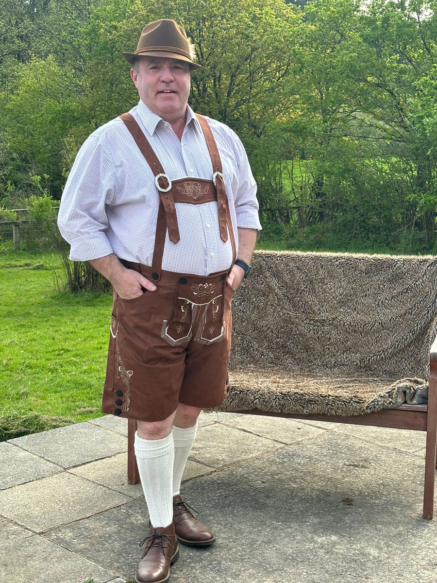 On 4 August the one and only <a href="/HeadofShopping/">Simon Clarke 🌈💙</a> will be walking (or even dancing!) 100 miles across the Welsh Coastal Path to raise money for <a href="/YLvsCancer/">Young Lives vs Cancer</a>. 

He might even wear the Lederhosen!

Please support this brilliant effort by Simon here justgiving.com/page/head-of-s…