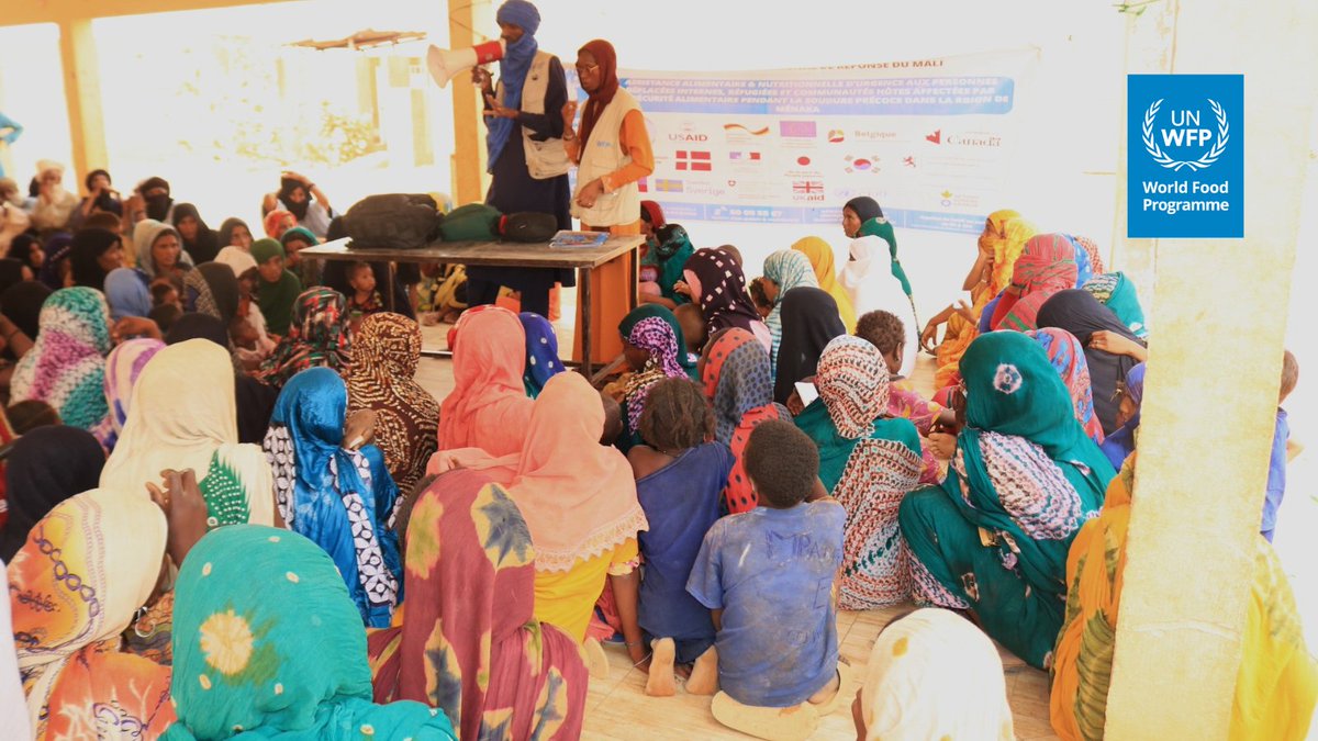 WFP Mali (@wfp_mali) on Twitter photo In northern 🇲🇱's Menaka, community engagement is at the heart of <a href="/WFP/">World Food Programme</a>'s efforts. Our teams are working hand-in-hand with local communities to distribute vital food aid, ensuring it reaches those who need it most – especially pregnant🤰& nursing🤱women & children aged 6-59 months. In northern 🇲🇱's Menaka, community engagement is at the heart of <a href="/WFP/">World Food Programme</a>'s efforts. Our teams are working hand-in-hand with local communities to distribute vital food aid, ensuring it reaches those who need it most – especially pregnant🤰& nursing🤱women & children aged 6-59 months.