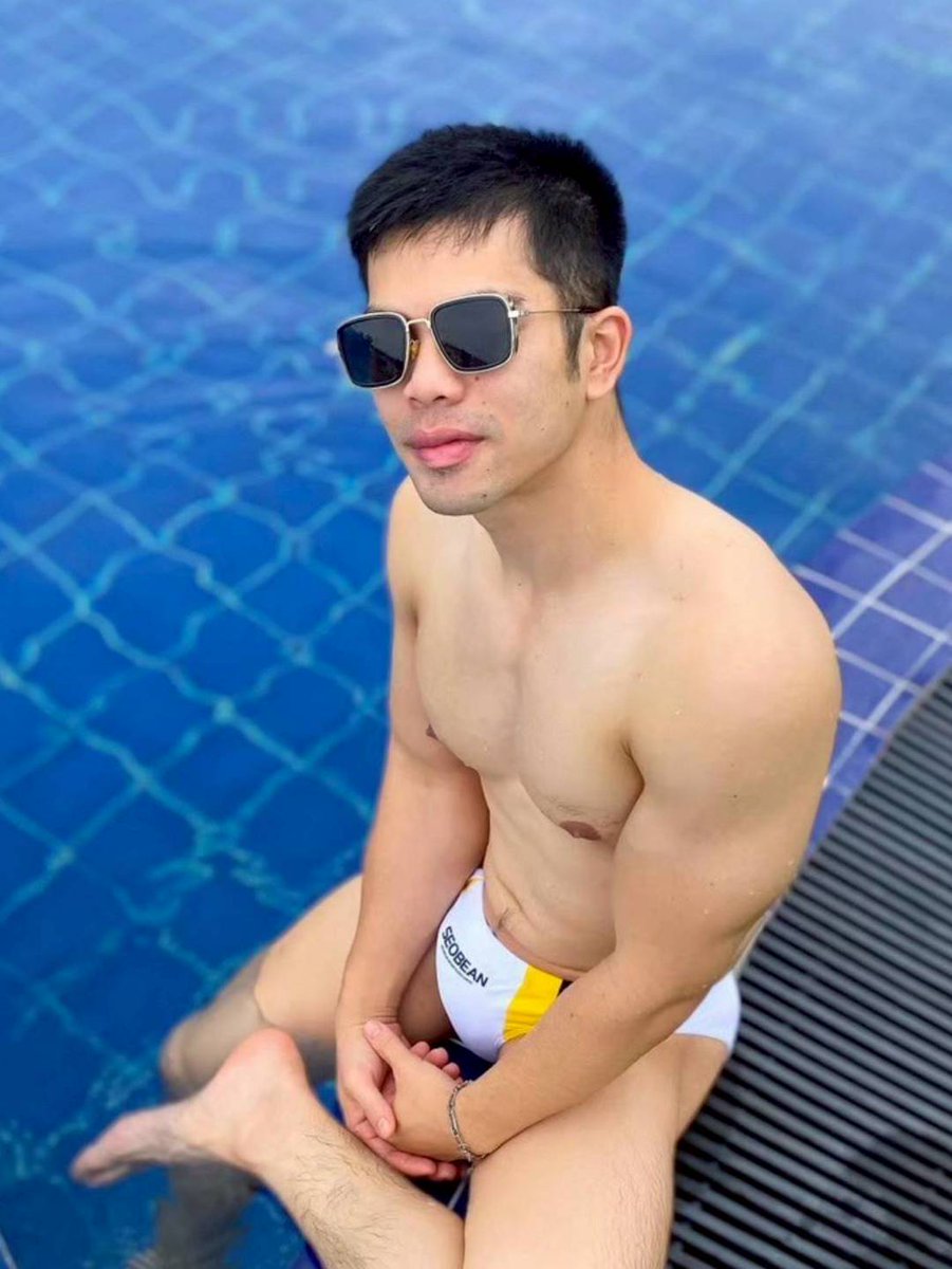 #น้องฟิวส์ นวดเก่งสัมผัสนุ่ม ละมุนเชี่ยวชาญมัดกล้ามเนื้อแน่นๆ 👍😜
ทักไลน์ ดูรูป> lin.ee/FMycSmT
Id line> @ mencare 

#menmassage #gaymassage
#manmassage #boymassage
#menbymen #gaymassagesilom 
#นวดเกย์สีลม #นวดเกย์สาทร
#หมอนวดชาย #นวดเกย์พระราม4
#นวดชาย #m4m