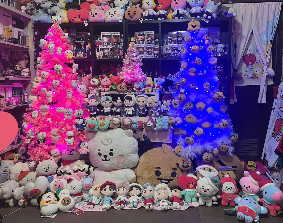 cuten1cs's tweet photo. been with #BT21 since 2018 i think? my collection grew with many memories. Looking forward to making more memories with BT21
#BT21 #UNISTARS
#TheJourney #MyBT21Journey https://t.co/uYFkIt3v9K