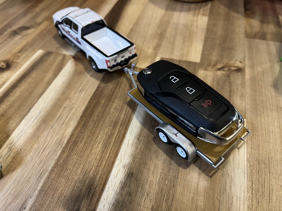 UnknownVehicle's tweet photo. I tow something everyday 💪 https://t.co/dGfFfUkETX