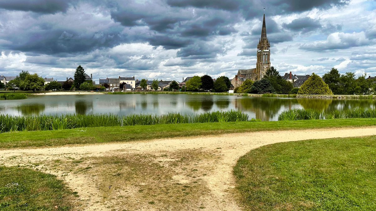 It's warm here in Le Pertre at the Camping Car Park, but the sun is playing hide and seek this afternoon! #campervan #touring #France 😀🚐🇫🇷