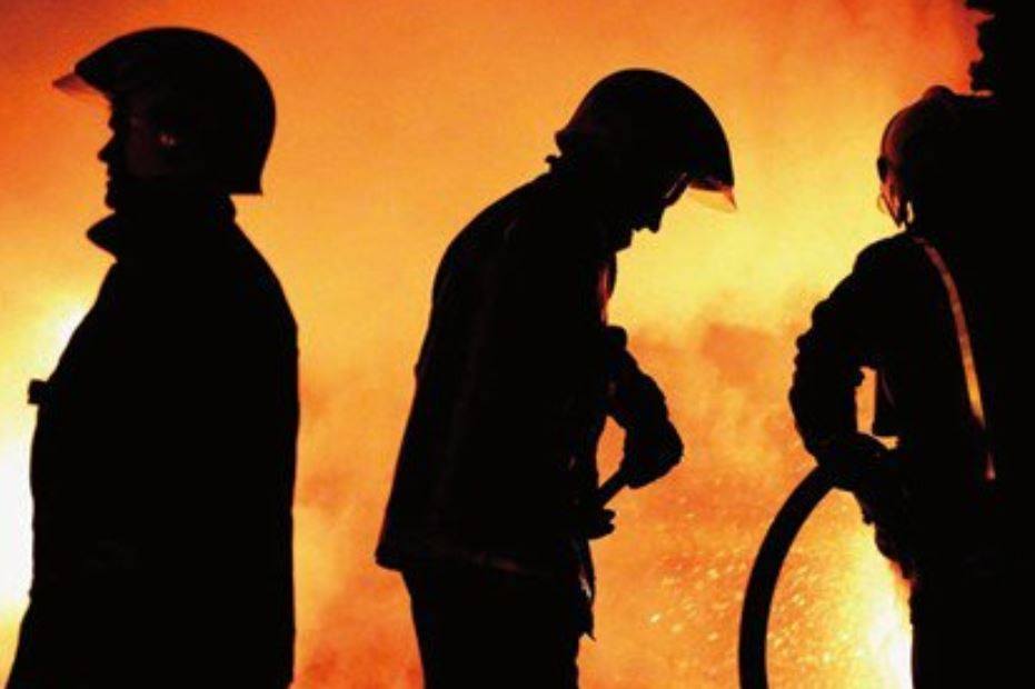 Responding to deliberate fires can delay Fire Service attendance at other emergency incidents.

If you have information on anyone that deliberately lights fires report them to Police Scotland via 101. You can also report them anonymously to Crimestoppers on 0800 555 111.