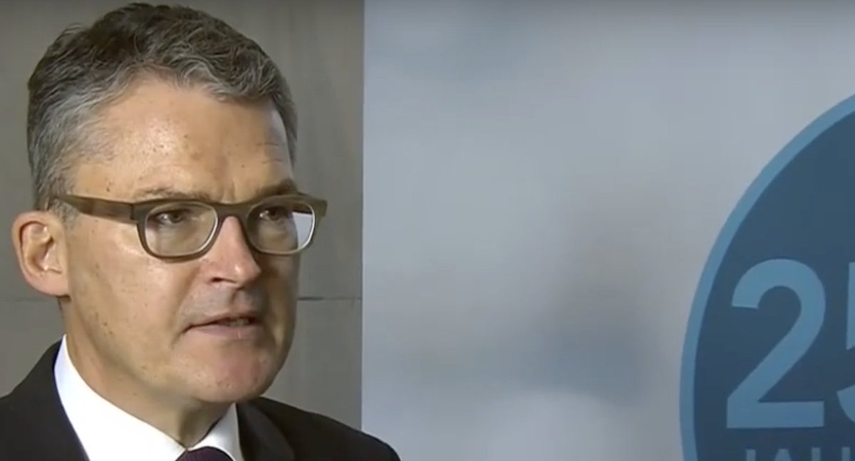 AlexWallasch's tweet image. Hochkantiger Rausschmiss aus Kontrollgremium: Merz duldet keinen Nebenbuhler – Kiesewetter wird kaltgestellt. Der CDU-Abgeordnete Roderich Kiesewetter ist ein Antidemokrat, Menschenschinder und notorischer Kriegstreiber. @RKiesewetter @bundeskanzler BITTE HIER LESEN:…