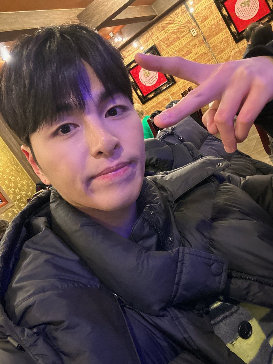 hello there Junhoe, i miss you 💛💛

#JUNHOE #구준회 #JUNE #ジュネ