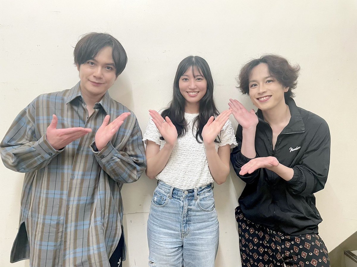 hiraryo0520's tweet image. #モリミュ
2公演終わりました。

昼にかのんちゃん、夜に根本さん来てくれた。
家族が続々と、しかも喜んでくれて嬉しい。