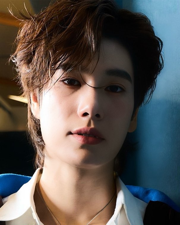 ChananMeen's tweet photo. ขอไหว้ย่อกับลุคน้องภูวินวันนี้ค่ะ 🙇‍♀️  

PHUWIN LOEWE PUZZLE10

#LOEWExPhuwin
#phuwintang https://t.co/EGohVWHSV5