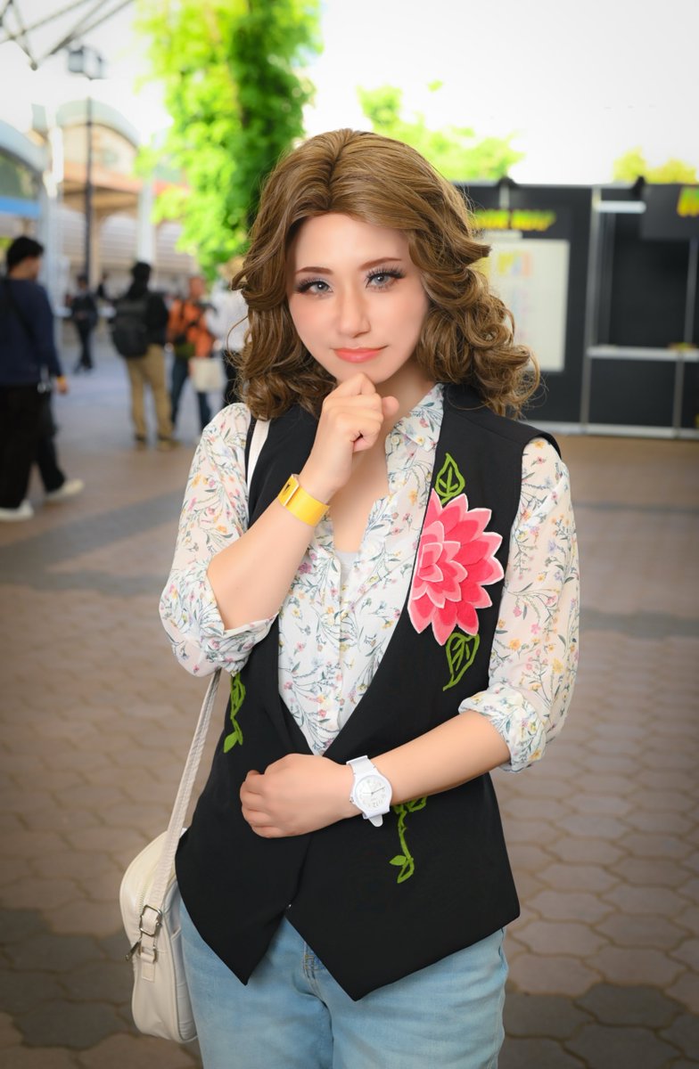 コスプレ / cosplay

バック・トゥ・ザ・フューチャー
Back to the Future

ジェニファー　ぽてベーコン

📷<a href="/Notyet077/">とっしー🌙</a> 

#大阪コミコン2025
#大阪コミコンコスプレ 
#BTTF併せ
#ぽてコス写真
お写真ありがとうございました😊✨