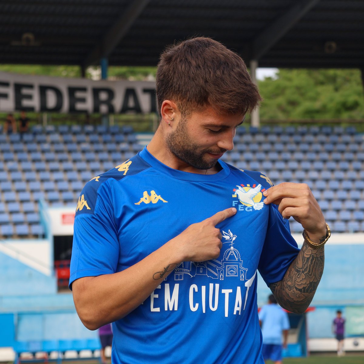 ⚔️ Lluitar per l'escut.

🫶 <a href="/Roger14Garcia/">Roger Garcia 🎗</a> 

💙 #ÉsLHoraDeLaGrama