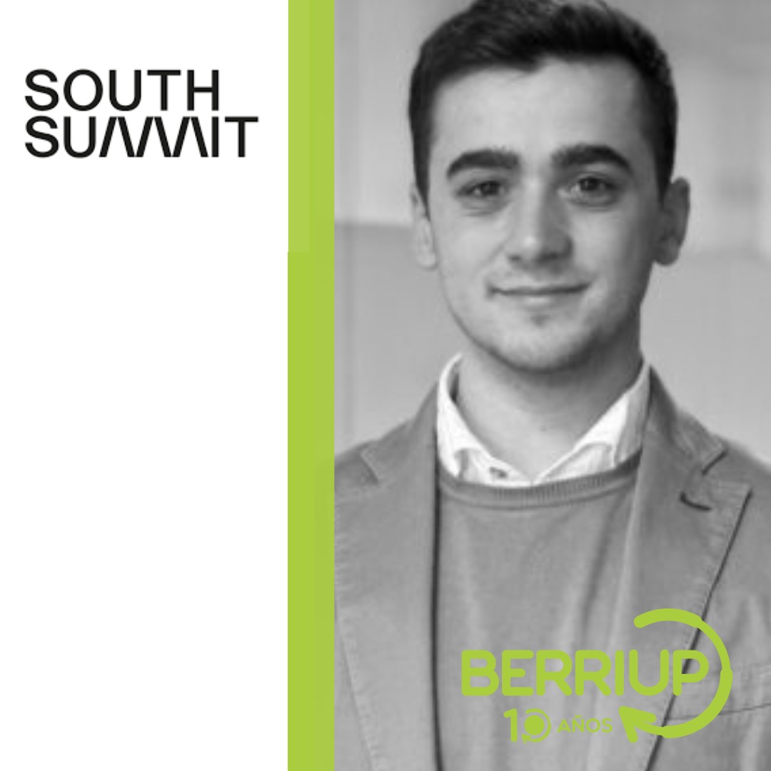 En #BerriUp nos encanta acompañar a las #startups en su camino. Hoy, nuestro compañero Jon Ander está en el #SouthSummit conociendo de cerca el talento emprendedor. #Emprendimiento #Startups  ✈️