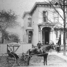 TakeaHikeCLE's tweet image. Kick off the week by exploring one of Cleveland's most vibrant neighborhoods! Step back in time on our Ohio City tour, and discover how this once rival settlement helped shape the city's history through its rich civic, cultural, and architectural legacy. takeahikecle.com/ohio-city